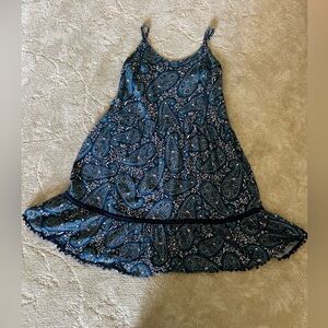Old Navy mini dress. Like new condition. Paisley blue/green print.